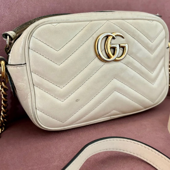 Authentic Gucci GG Marmont Mini Shoulder Bag - Picture 2 of 16